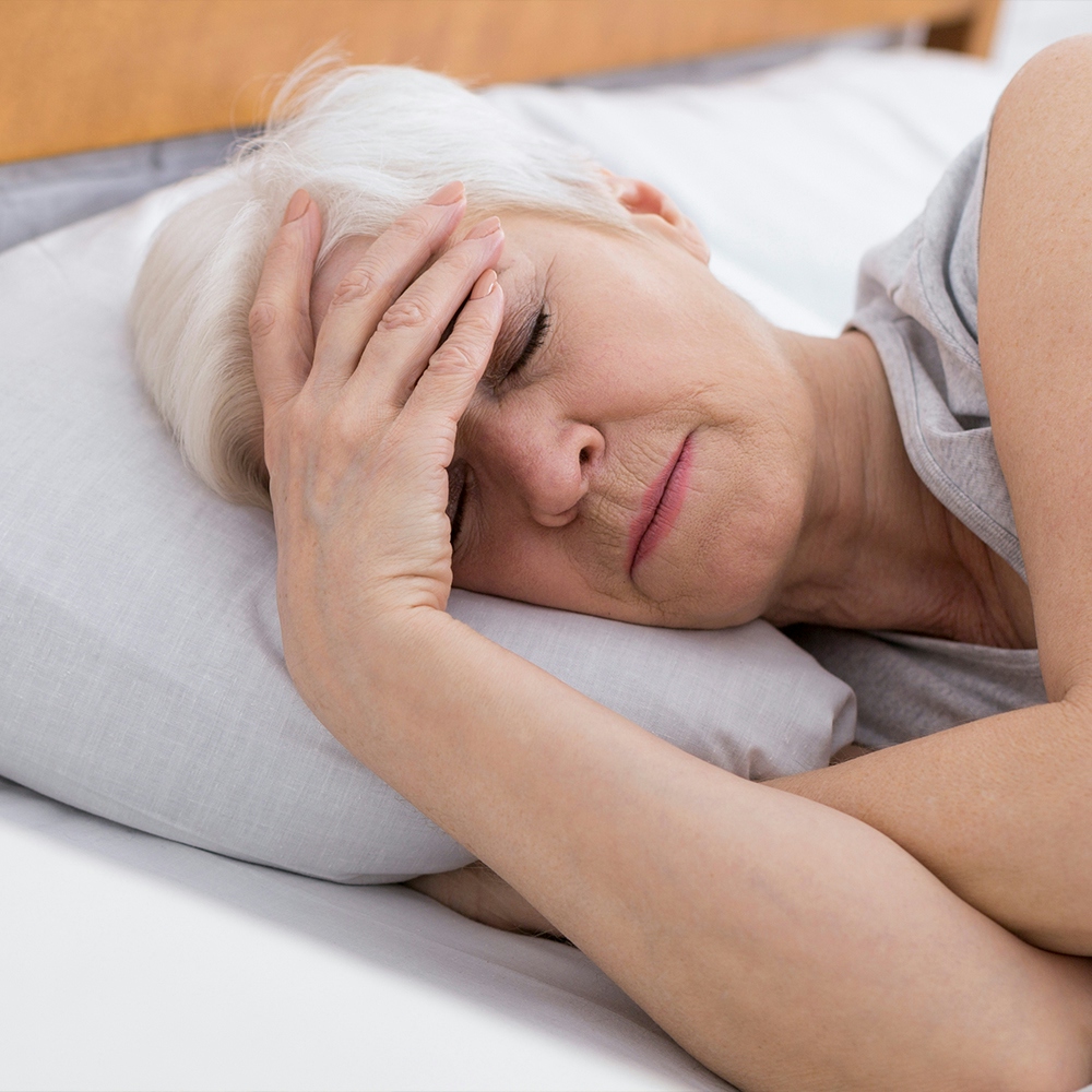 ce-faci-ca-s-dormi-bine-la-menopauz